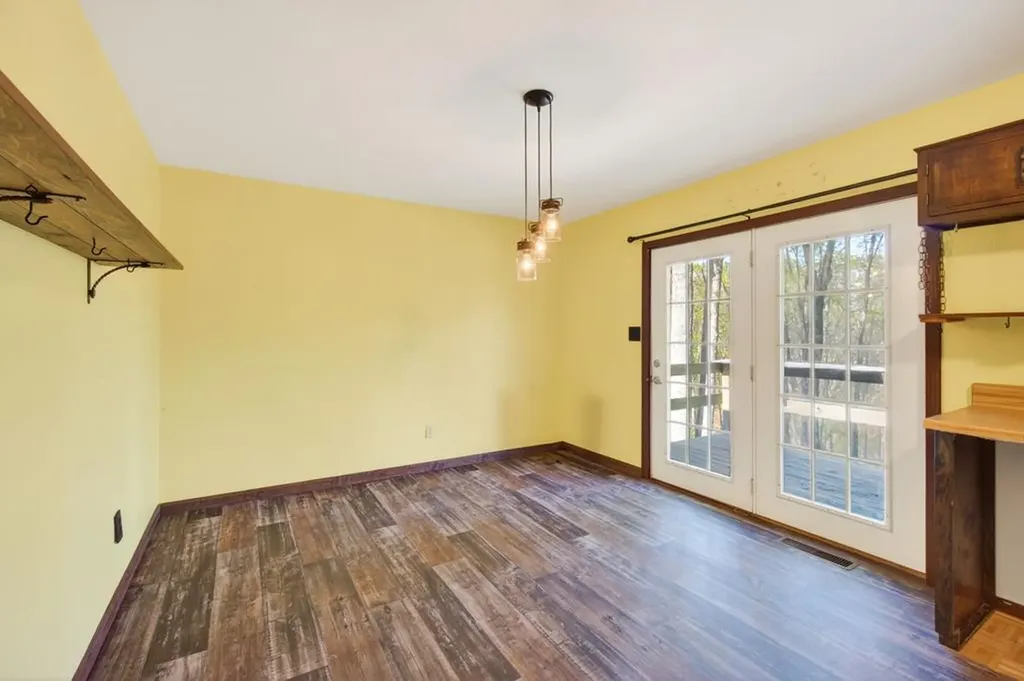 109 Mayfield Brown Drive Celina TN 38551