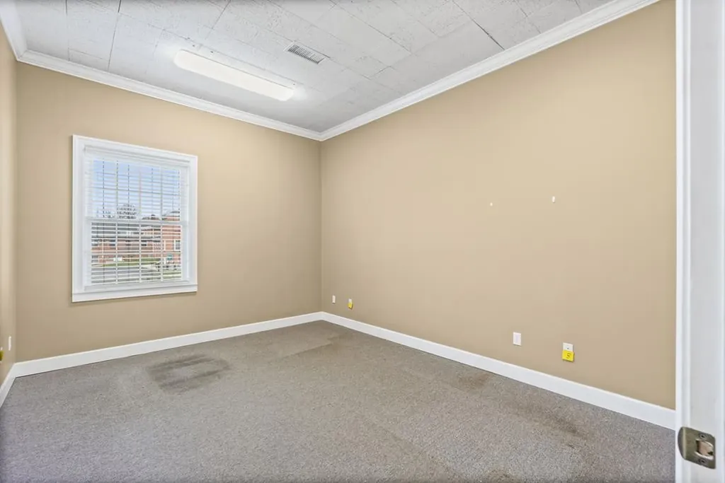 225 E Main Street Livingston TN 38570