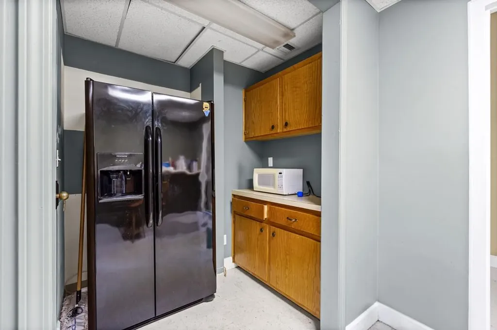 225 E Main Street Livingston TN 38570