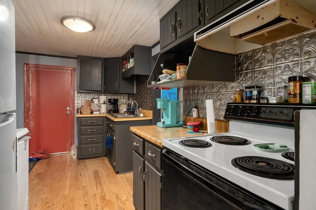 300 Poston Ridge Lane Gainesboro TN 38562