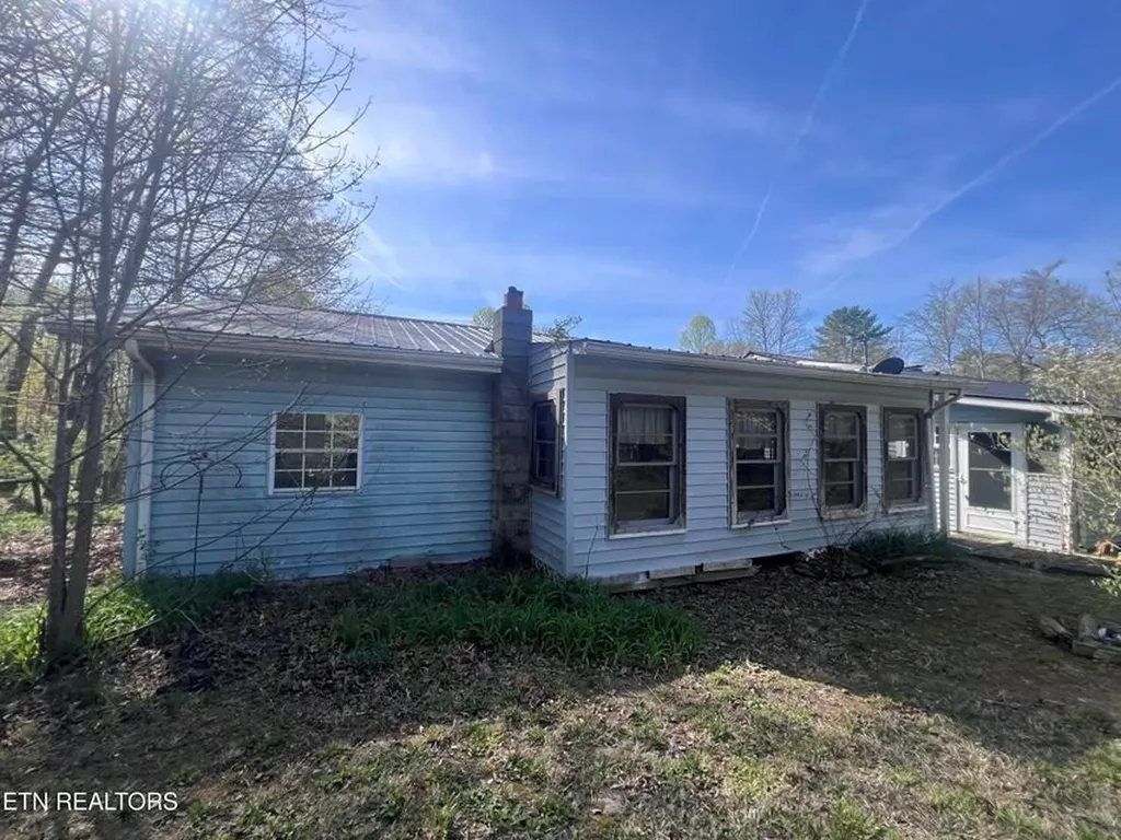 554 Mary Cromwell Road Jamestown TN 38556-5218
