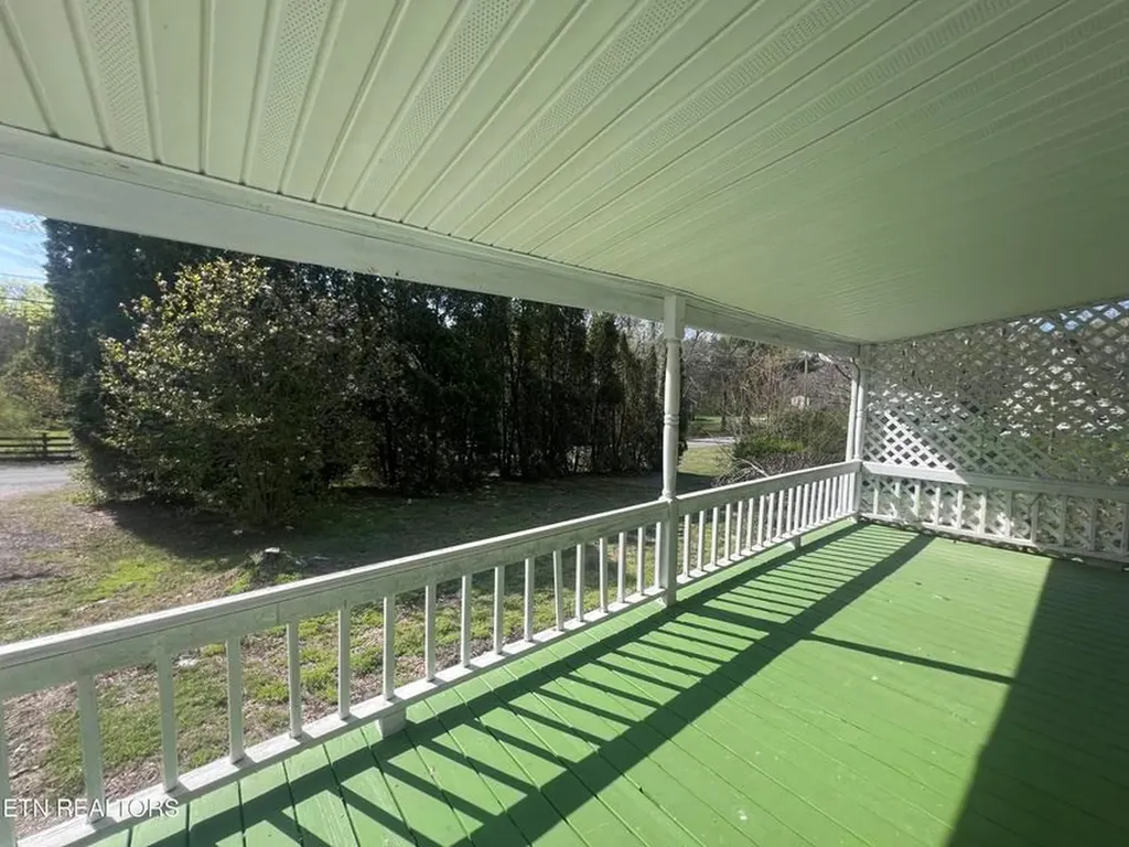 554 Mary Cromwell Road Jamestown TN 38556-5218