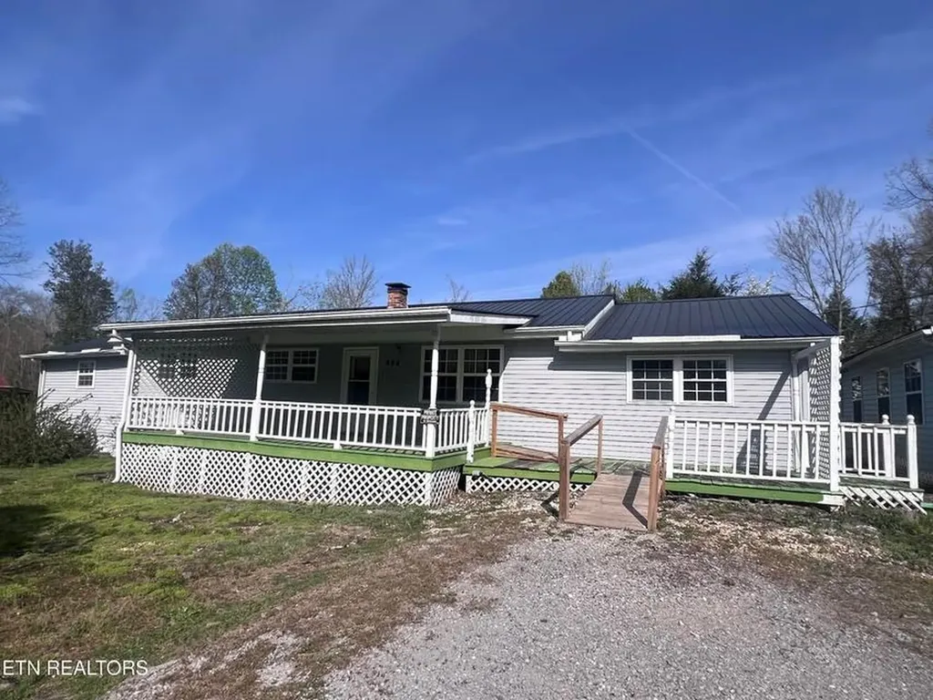 554 Mary Cromwell Road Jamestown TN 38556-5218