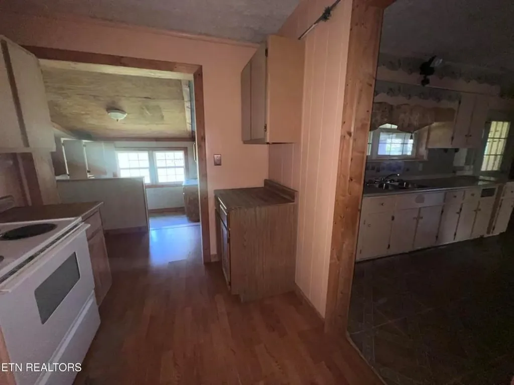 554 Mary Cromwell Road Jamestown TN 38556-5218