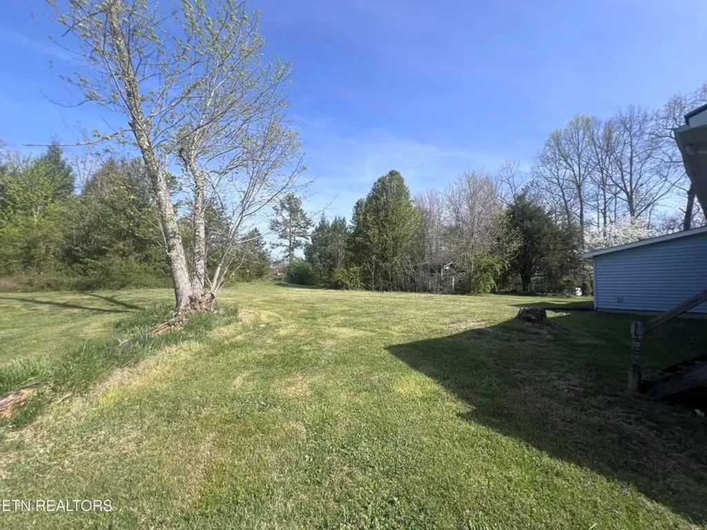 554 Mary Cromwell Road Jamestown TN 38556-5218