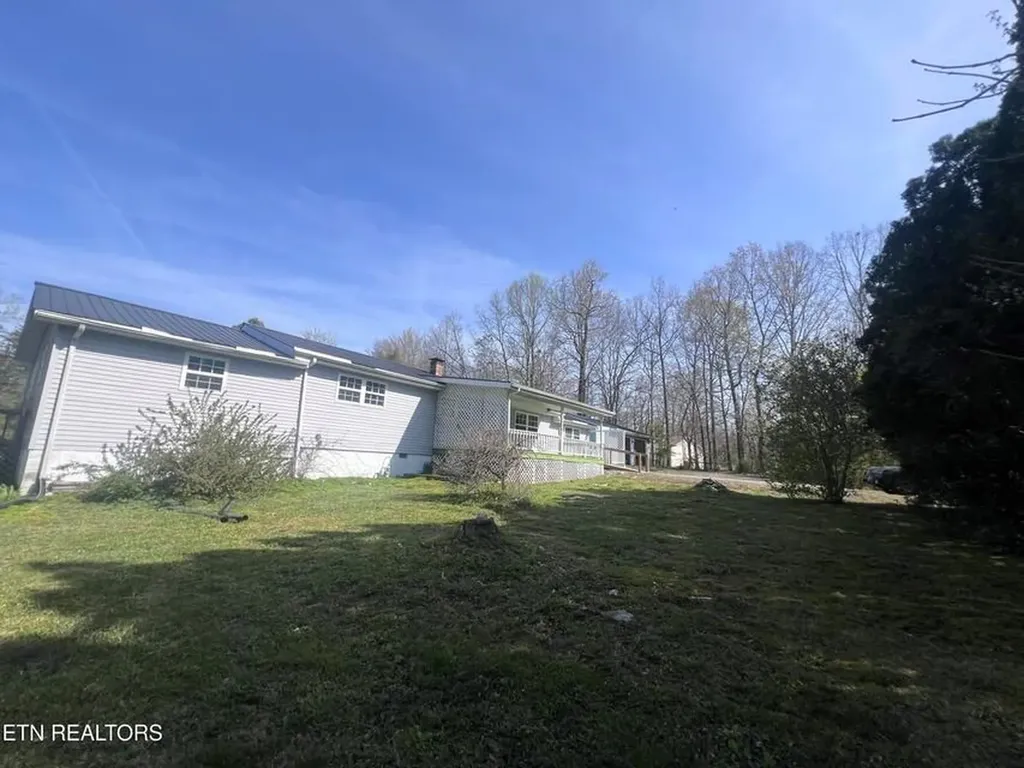 554 Mary Cromwell Road Jamestown TN 38556-5218