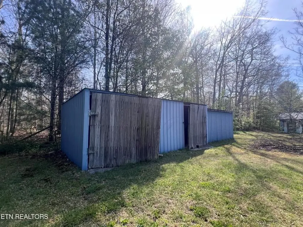 554 Mary Cromwell Road Jamestown TN 38556-5218