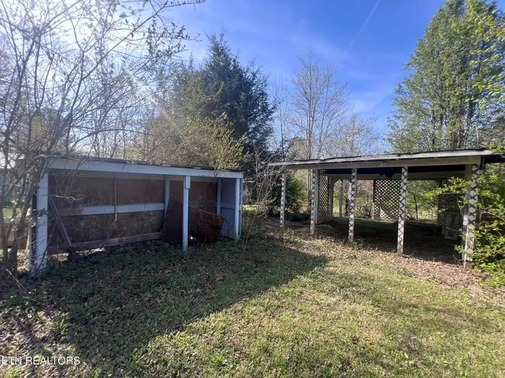 554 Mary Cromwell Road Jamestown TN 38556-5218