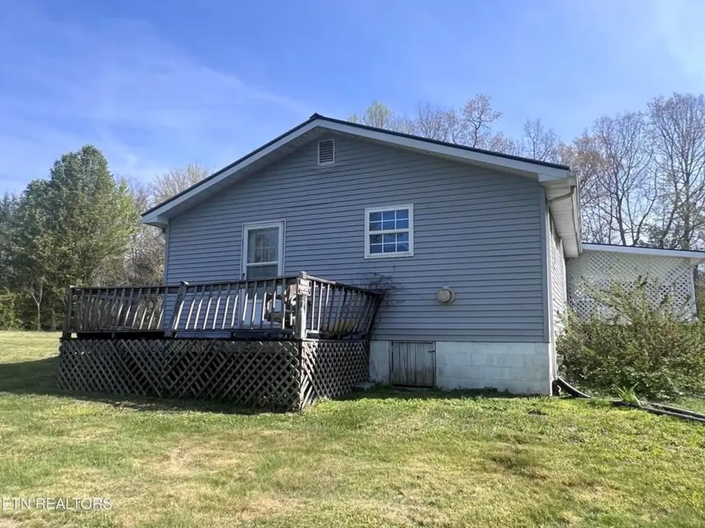 554 Mary Cromwell Road Jamestown TN 38556-5218