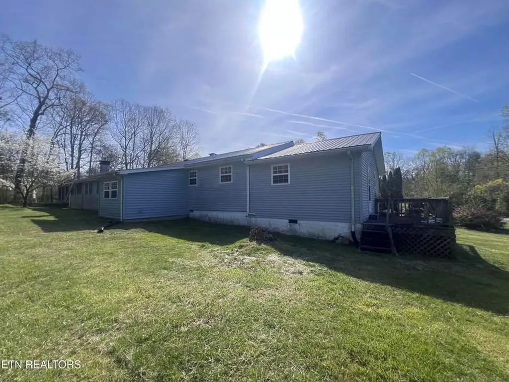 554 Mary Cromwell Road Jamestown TN 38556-5218