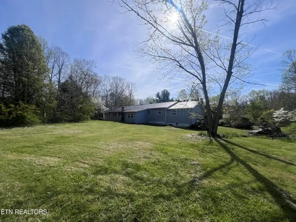 554 Mary Cromwell Road Jamestown TN 38556-5218