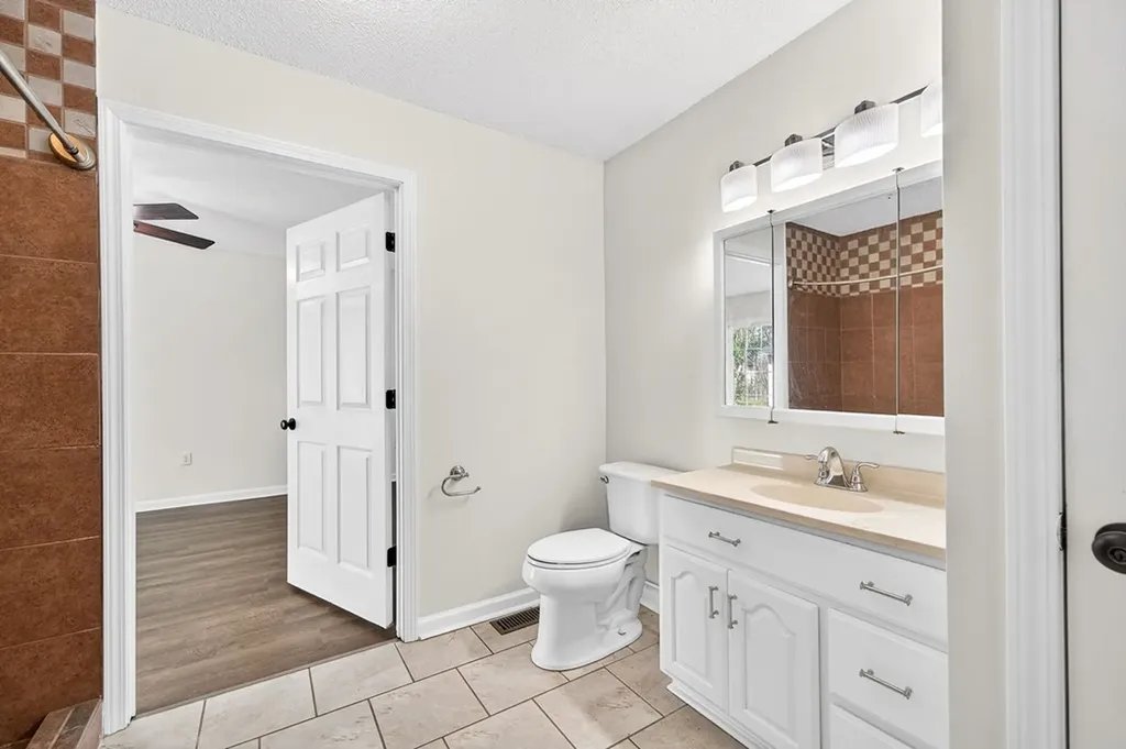 73 Benwick Drive Crossville TN 38555