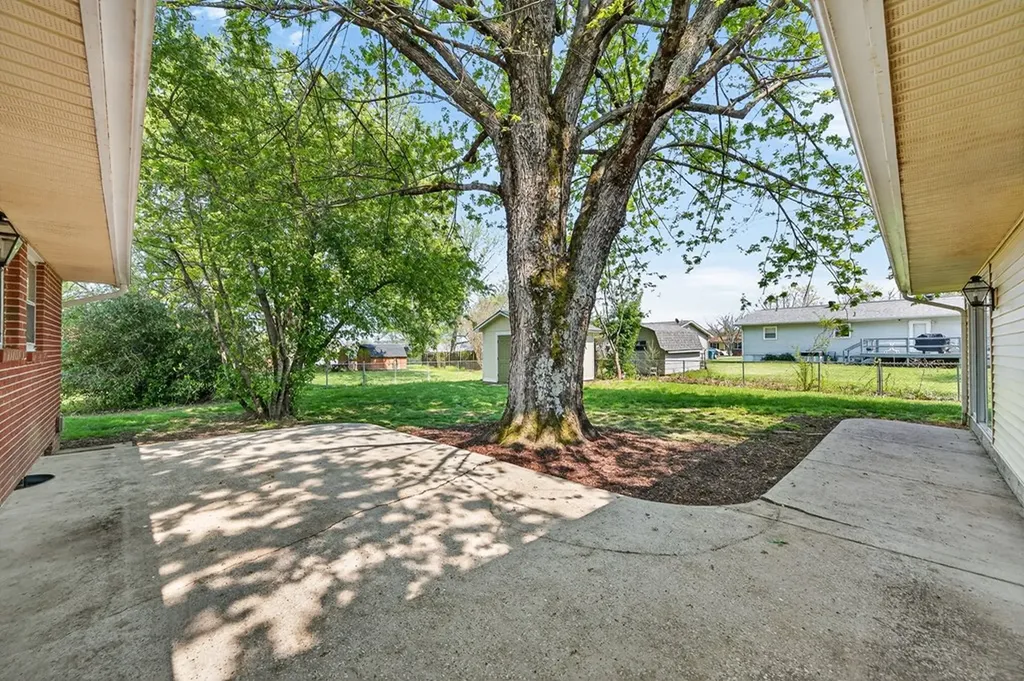 73 Benwick Drive Crossville TN 38555
