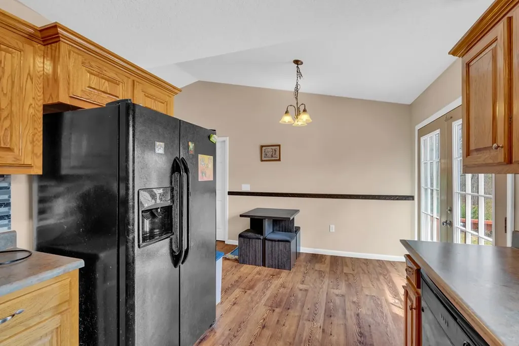 1414 Pilgrim Drive Grimsley TN 38565
