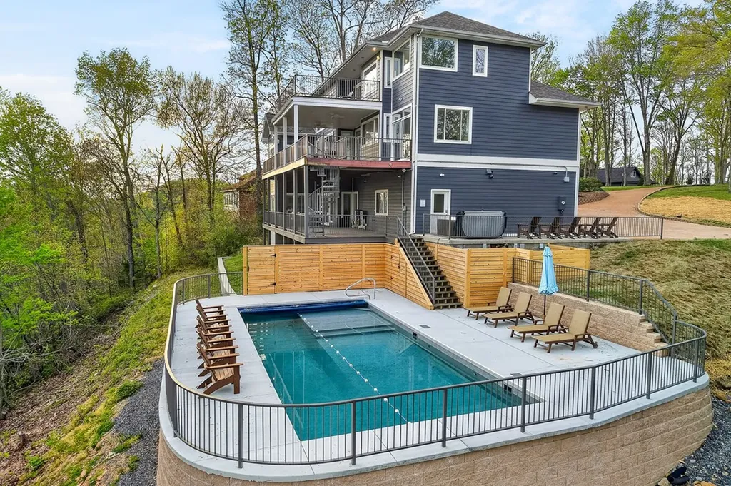 1853 Lafever Ridge Road Silver Point TN 38582
