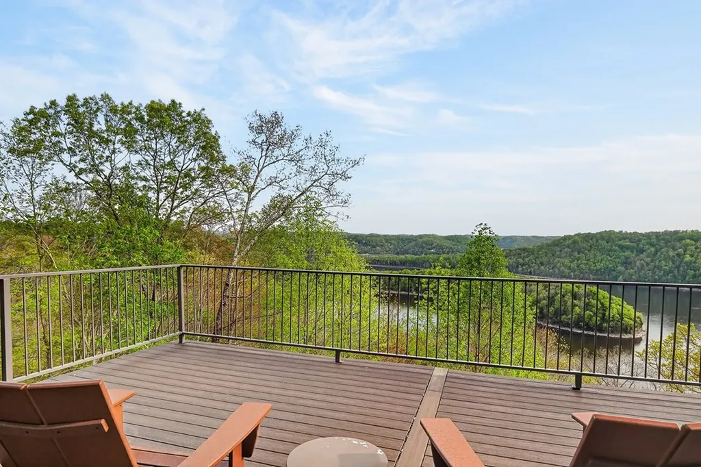 1853 Lafever Ridge Road Silver Point TN 38582