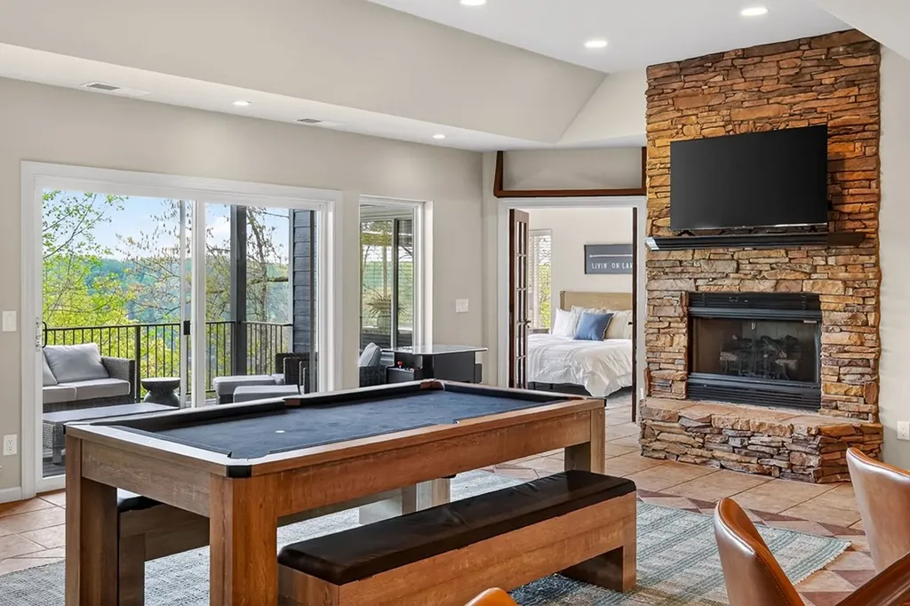 1853 Lafever Ridge Road Silver Point TN 38582