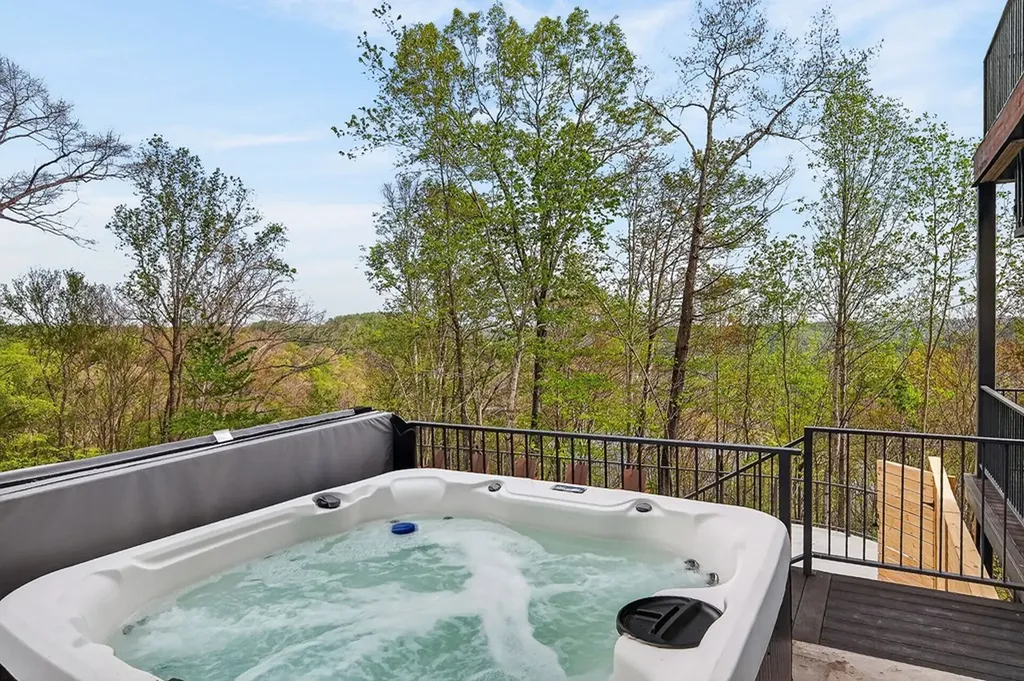 1853 Lafever Ridge Road Silver Point TN 38582