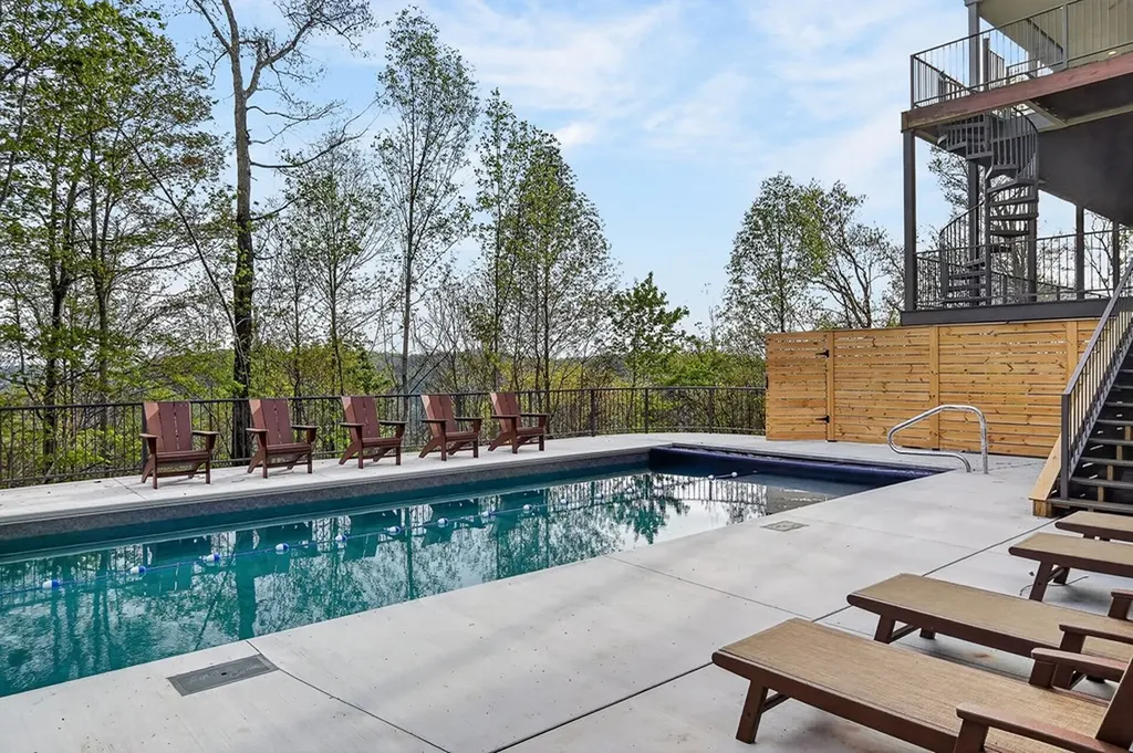 1853 Lafever Ridge Road Silver Point TN 38582