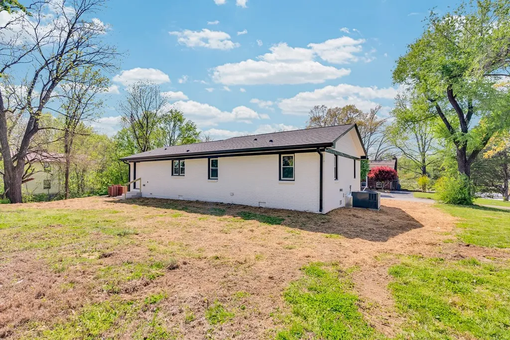 1805 N Whitney Avenue Cookeville TN 38501