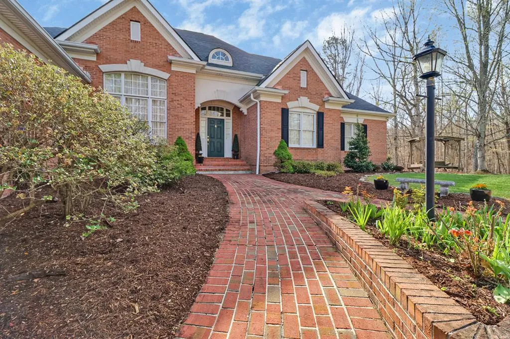 111 Charity Lane Jamestown TN 38556