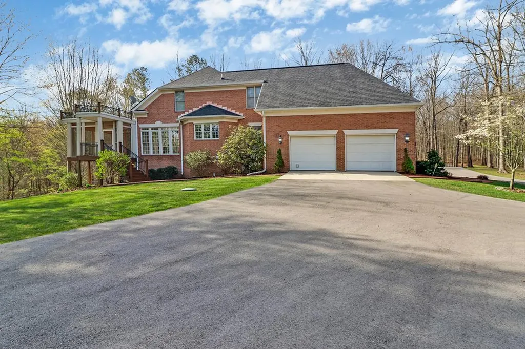 111 Charity Lane Jamestown TN 38556