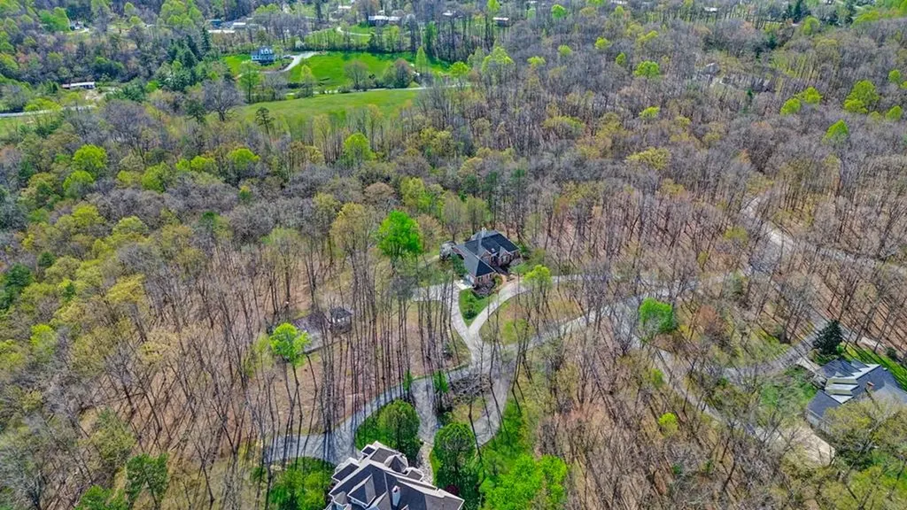 111 Charity Lane Jamestown TN 38556