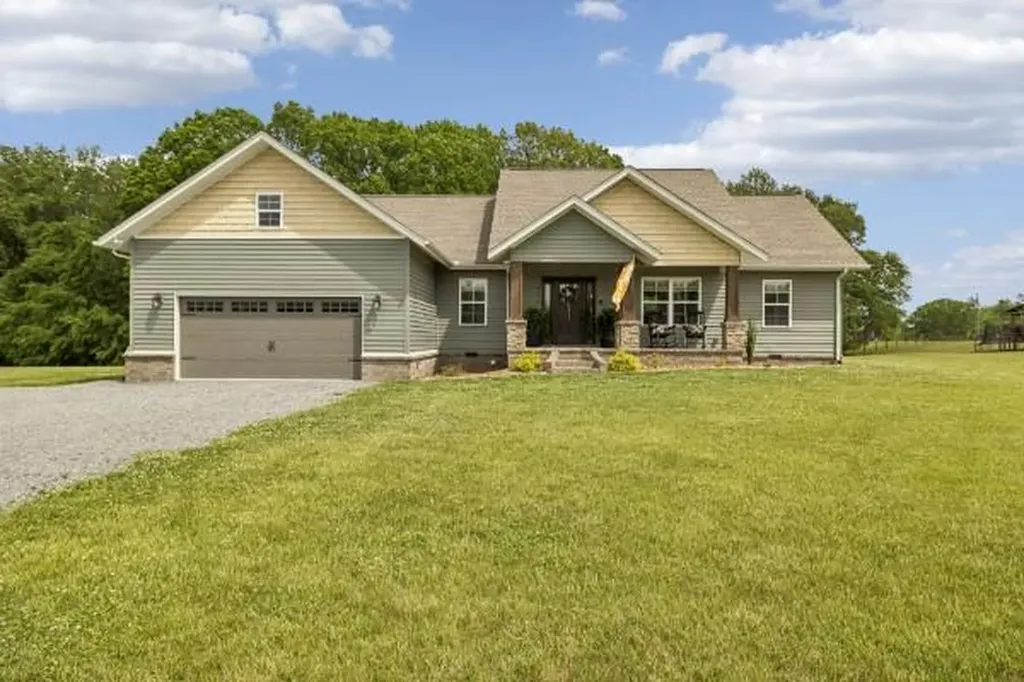 166 Coley Court Lafayette TN 37083