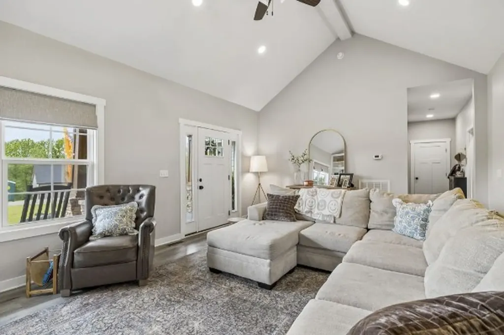 166 Coley Court Lafayette TN 37083