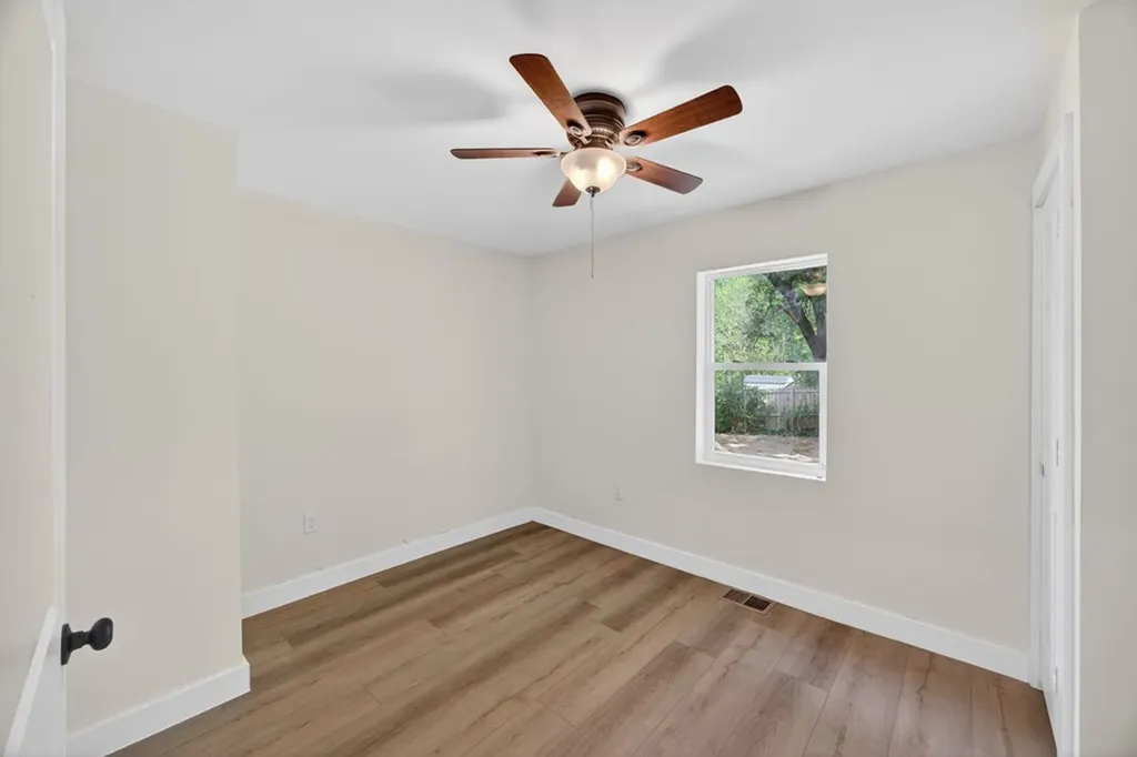 408 3rd Avenue N Baxter TN 38544