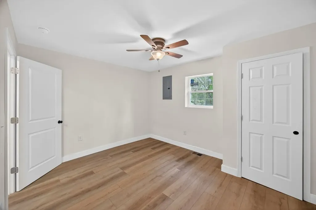 408 3rd Avenue N Baxter TN 38544