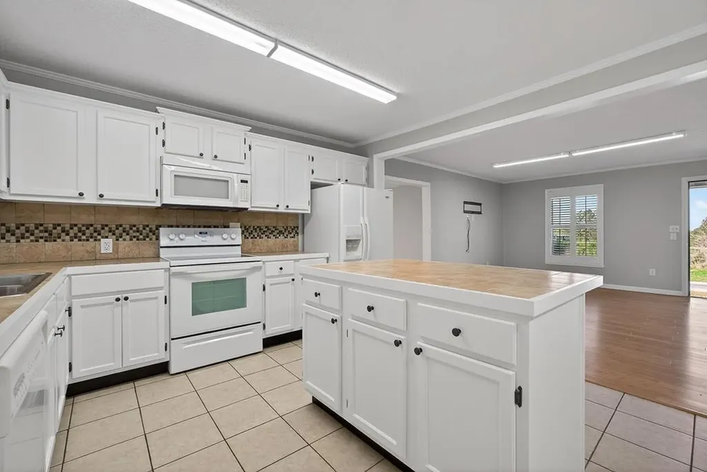 105 E Wilmouth Drive Rickman TN 38580