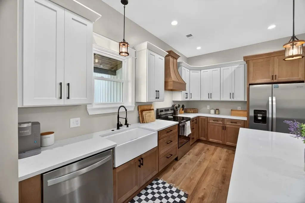 53 Kemp Hollow Road Pleasant Shade TN 37145