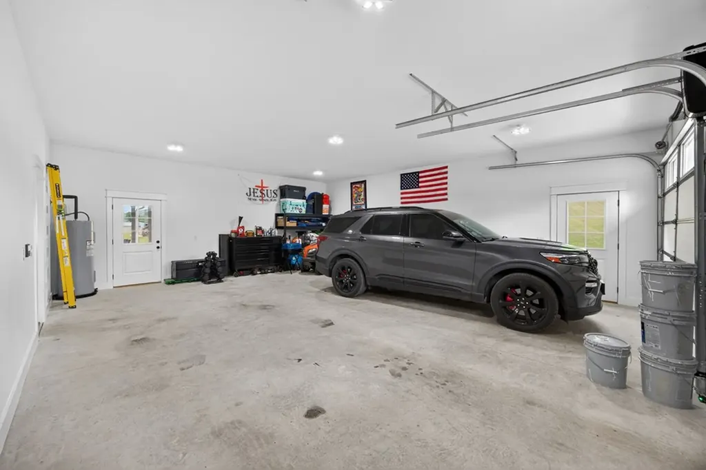 53 Kemp Hollow Road Pleasant Shade TN 37145
