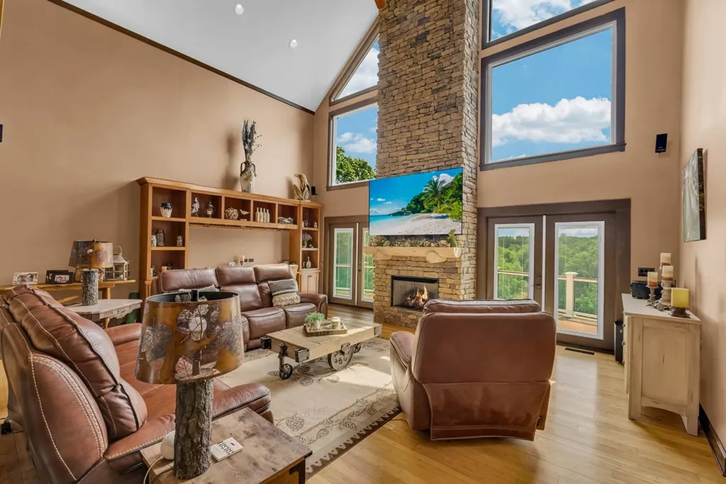 136 Rocky River Shores Rock Island TN 38581