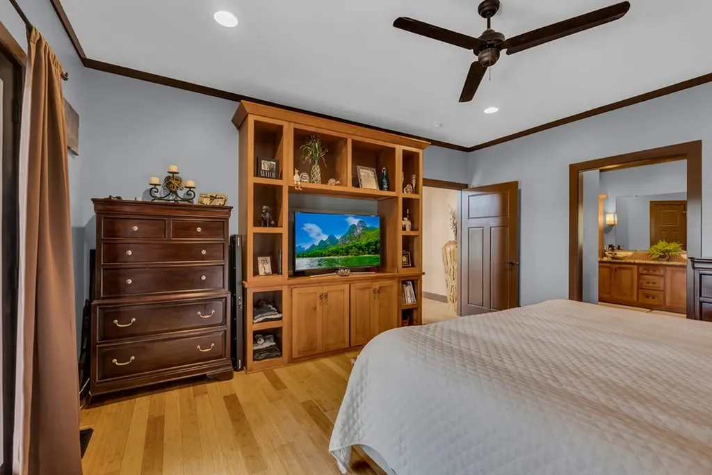 136 Rocky River Shores Rock Island TN 38581