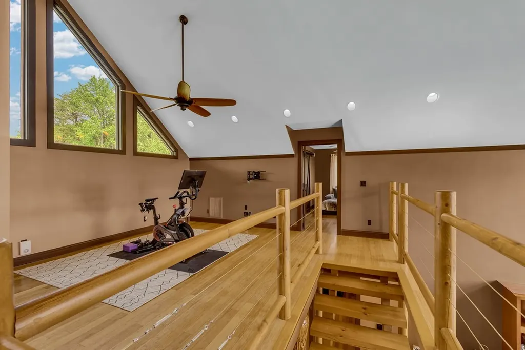 136 Rocky River Shores Rock Island TN 38581