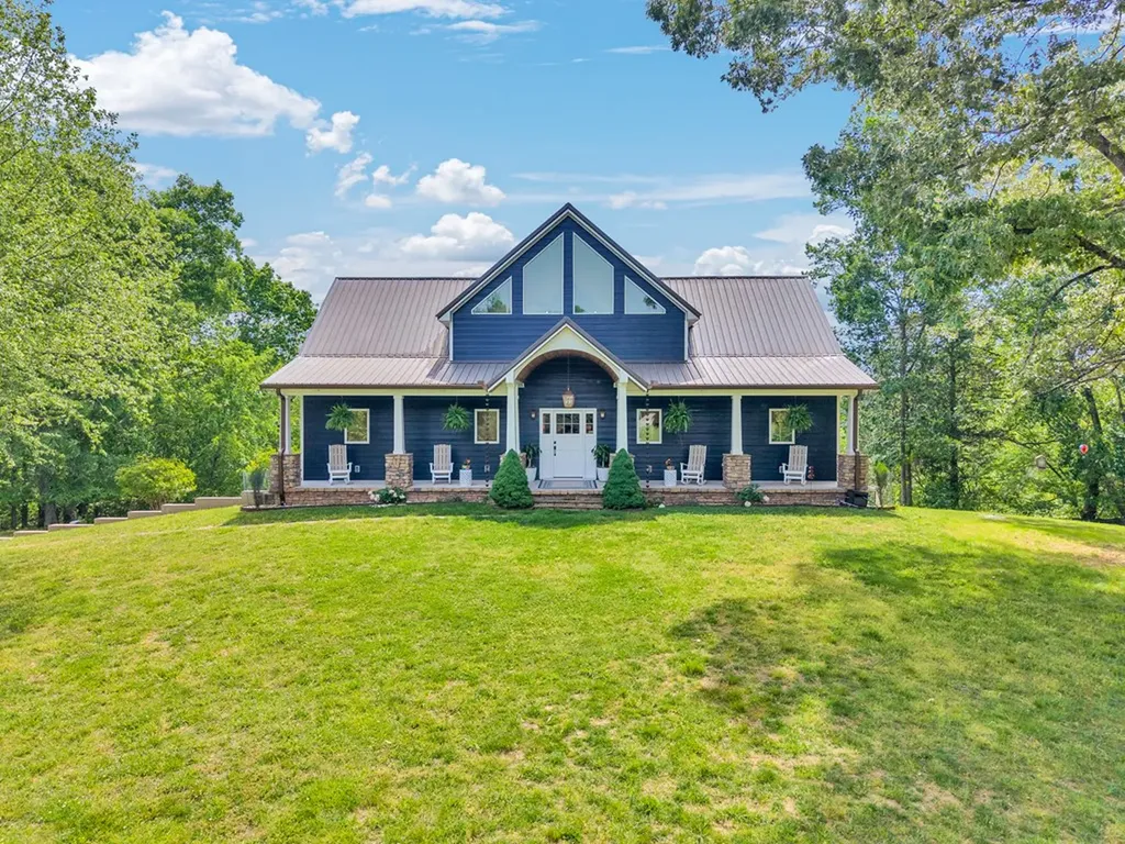 136 Rocky River Shores Rock Island TN 38581