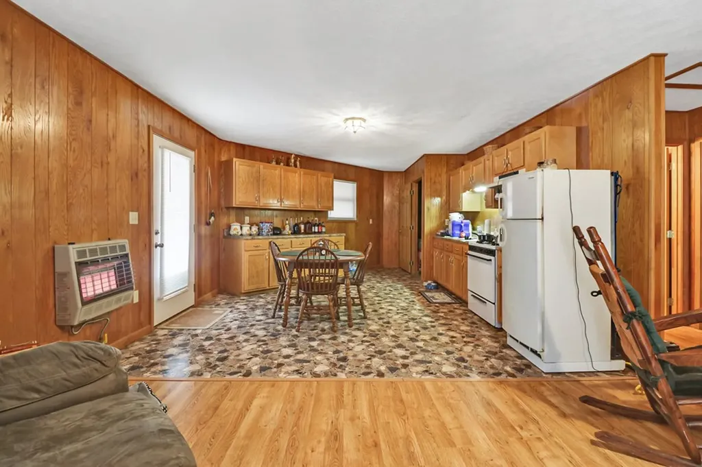 1017 Hinch Mountain Road Crossville TN 38555
