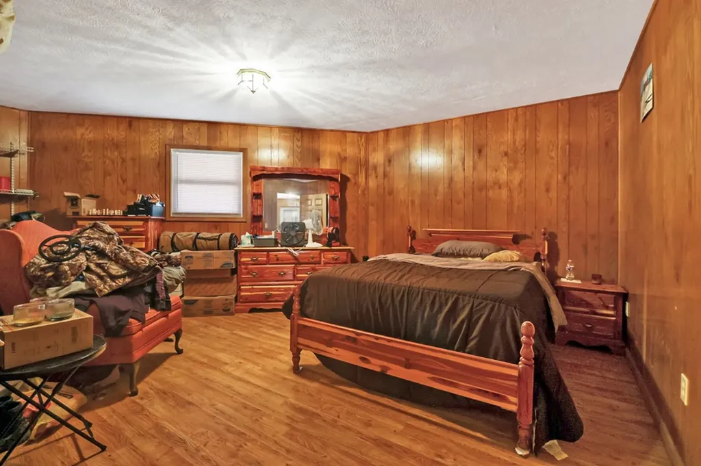 1017 Hinch Mountain Road Crossville TN 38555