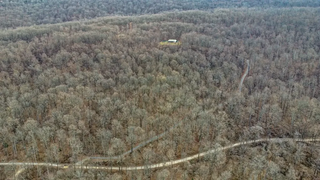 1017 Hinch Mountain Road Crossville TN 38555