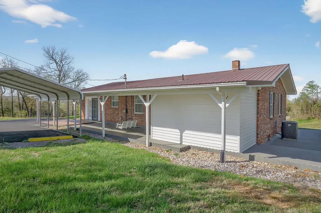 105 E Wilmouth Drive Rickman TN 38580