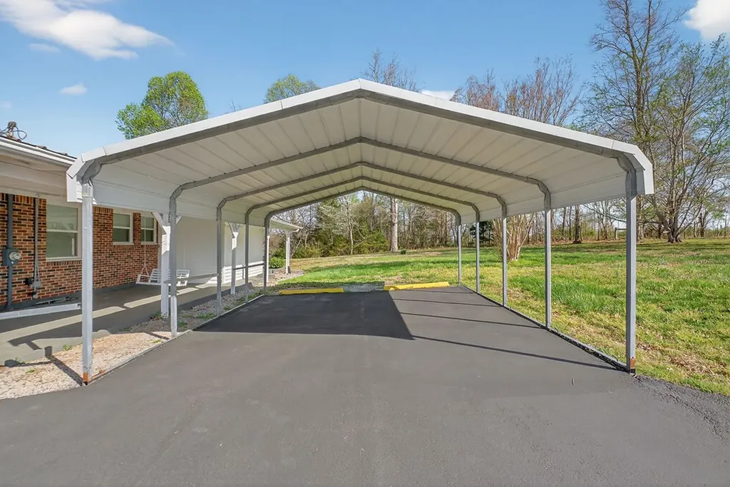 105 E Wilmouth Road Rickman TN 38580