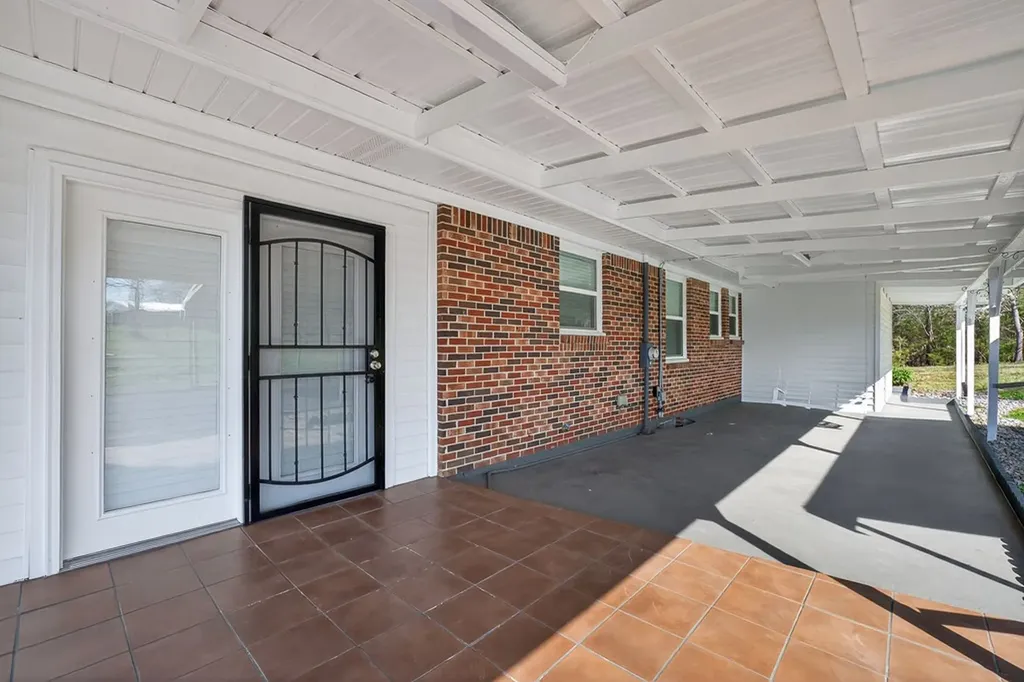 105 E Wilmouth Road Rickman TN 38580