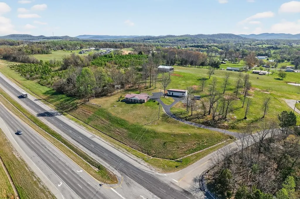 105 E Wilmouth Road Rickman TN 38580