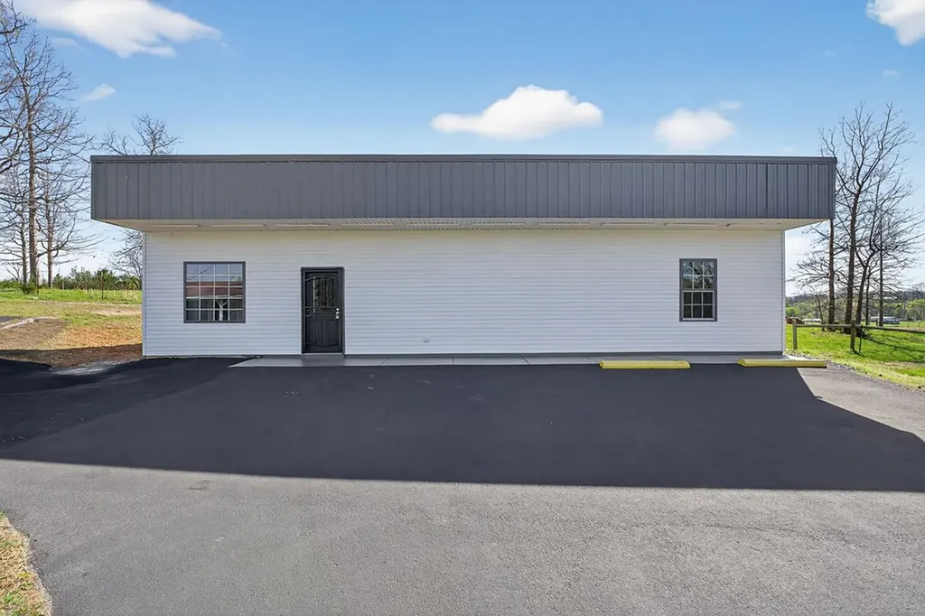105 E Wilmouth Road Rickman TN 38580
