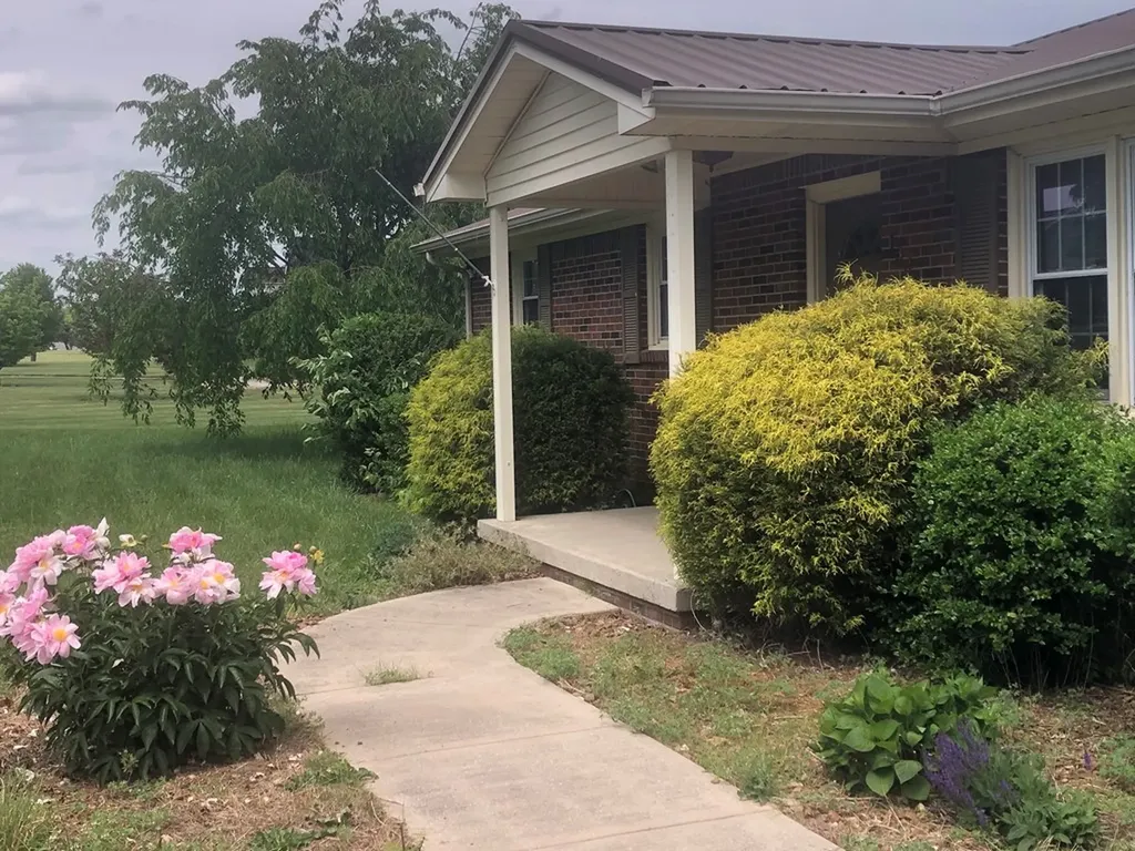 1567 Clemmons Road Cookeville TN 38501