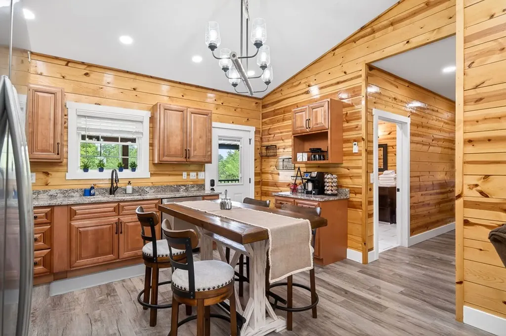 5218 Turney Groce Road Byrdstown TN 38549