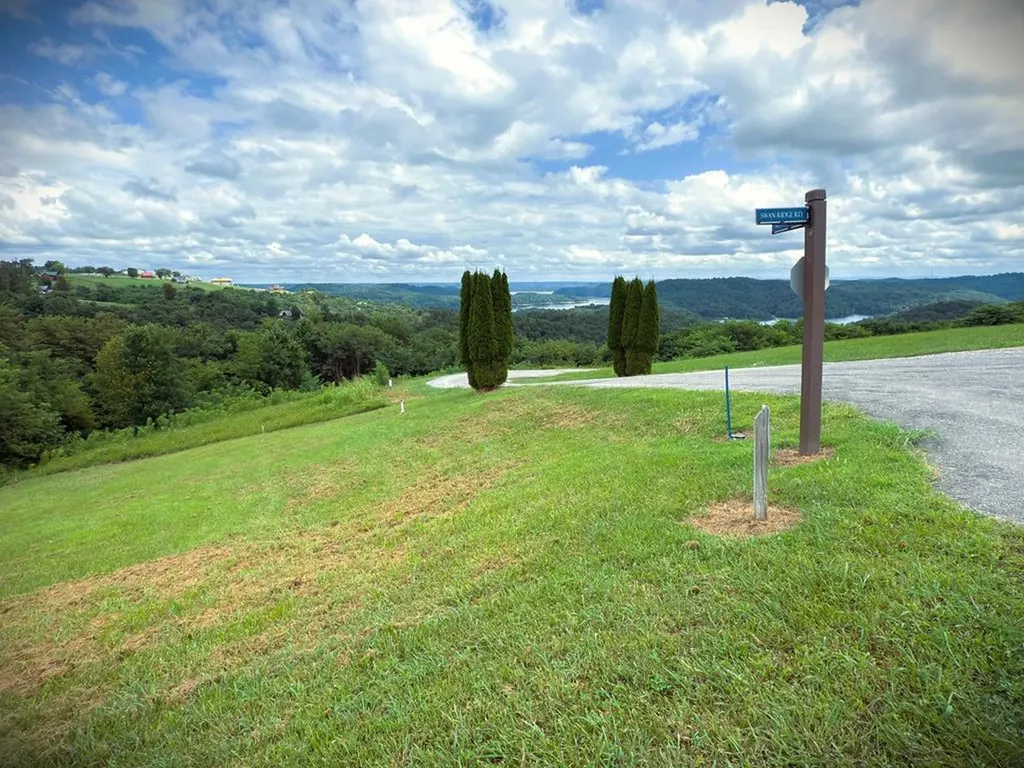 15C Swan Ridge Road Hilham TN 38568