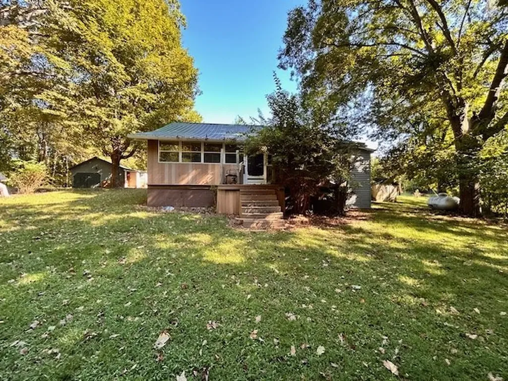 140 Spivey Lane Gainesboro TN 38562
